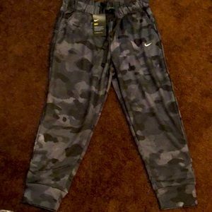 New Nike camouflage sweat pants with dry fit technology